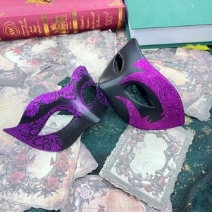 Purple Glitter Venetian Half-Face Masquerade Mask Set 的原商品图
